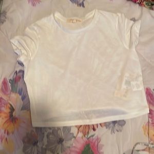 White crop top tee